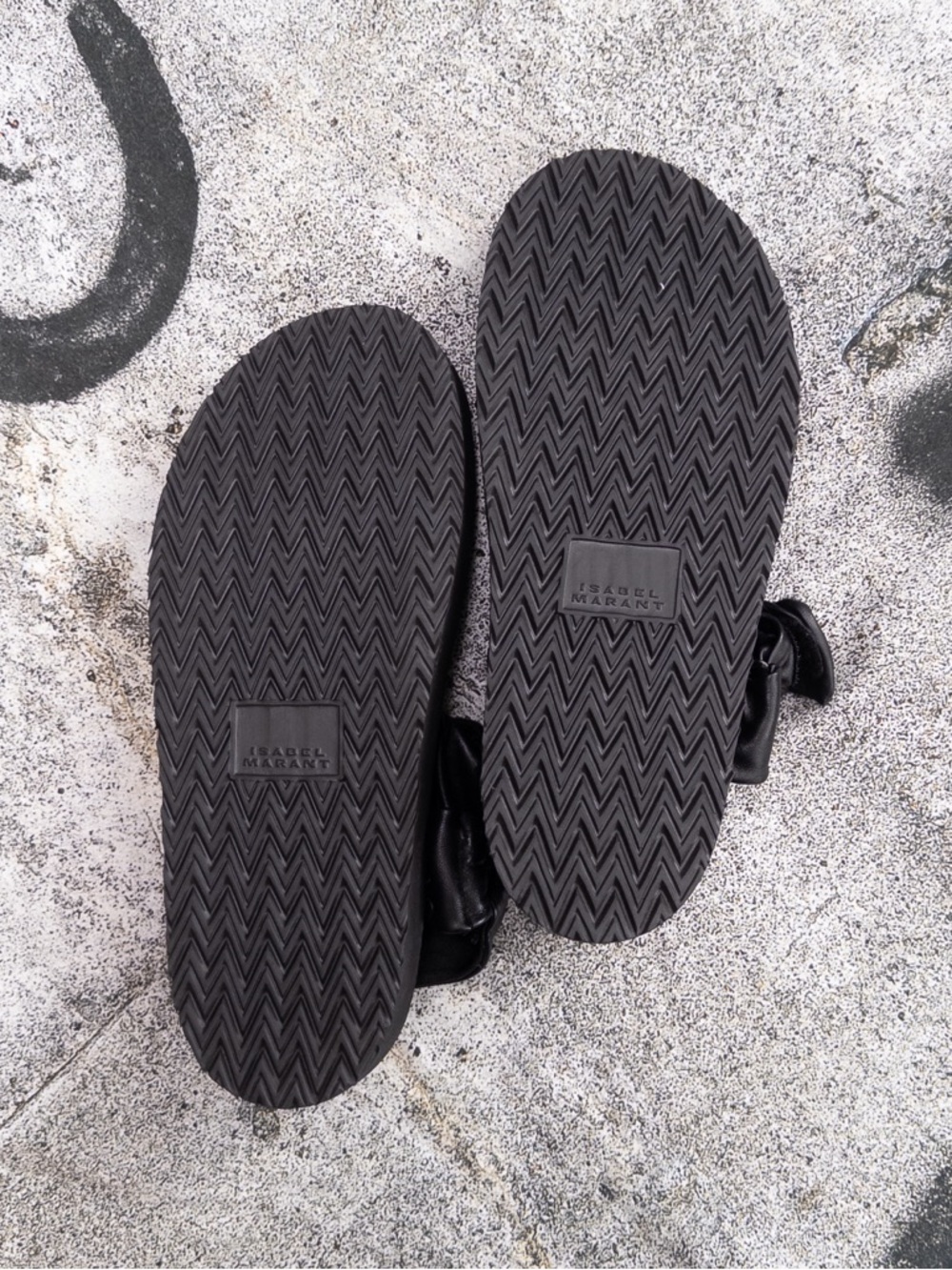 Isabel Marant Naori T-Strap Grip Sandals Black Calf Leather, Size 40, US 10 - Picture 9 of 14